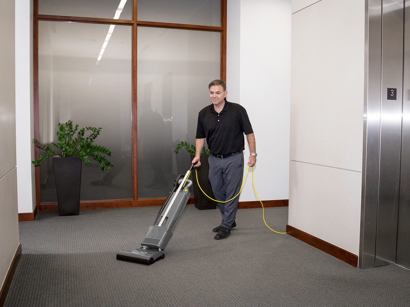 Karcher Versamatic® HEPA 18 - Image 2